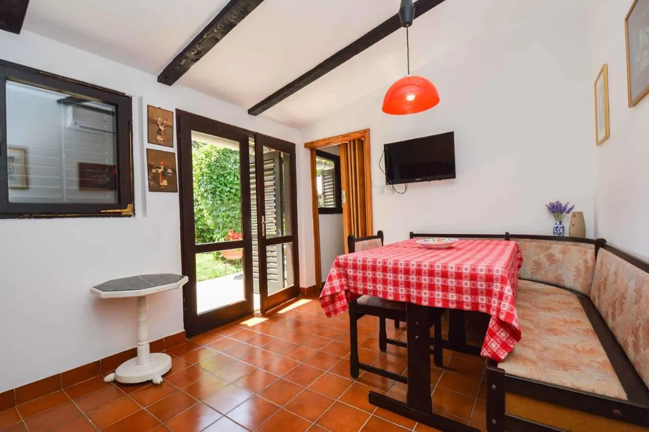 Holiday Home In Pula/Istrien 11083 Veruda 0*,